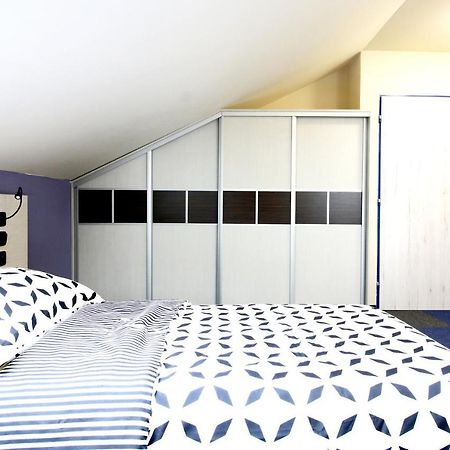 2 Bedrooms House With Enclosed Garden And Wifi At Slezska Ostrava Exterior foto
